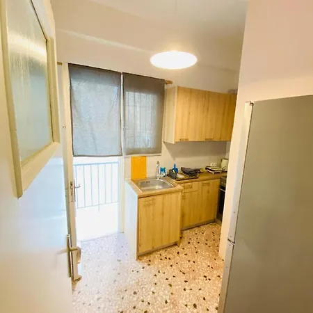 Studio 32M2 Nefitou Metaxa Athens Exterior photo